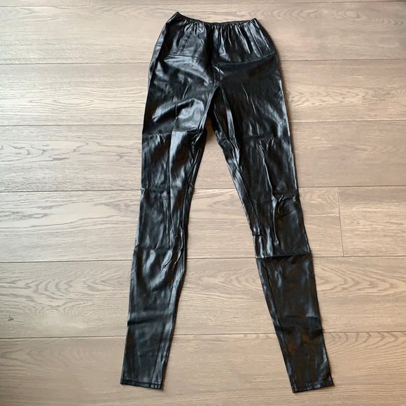Aritzia Wilfred faux leather leggings Daria XS - Picture 5 of 10